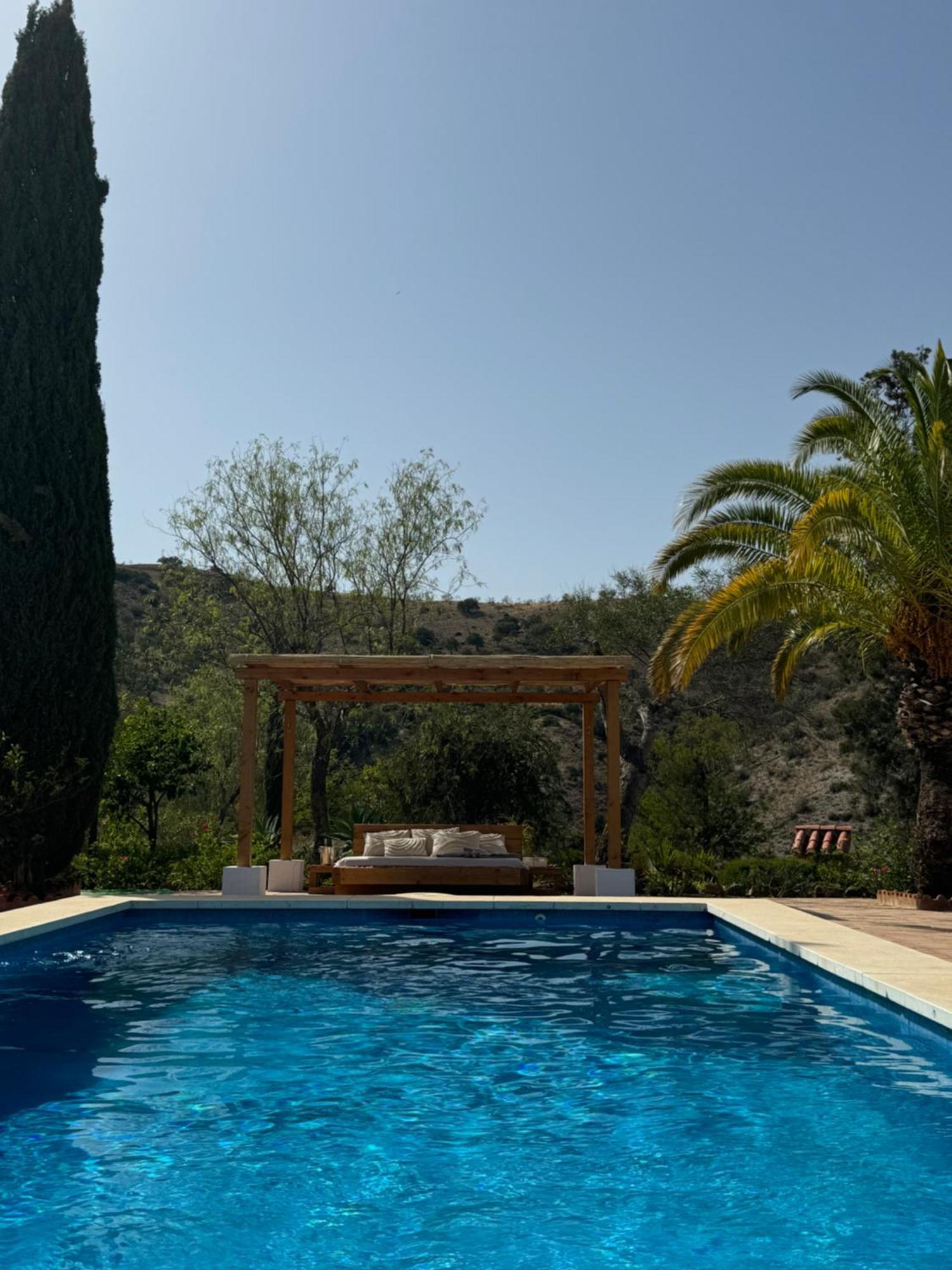 Santa Teresa Bed & Breakfast Andalusien Pizarra Exterior foto